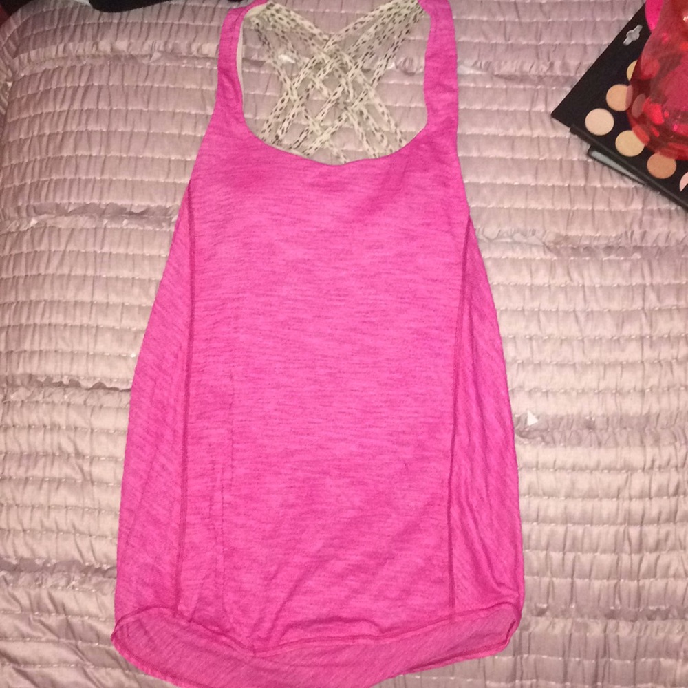 Lululemon tank